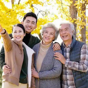 老年服务志愿者小张头像