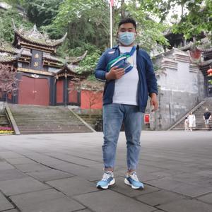 小张吃饭了头像