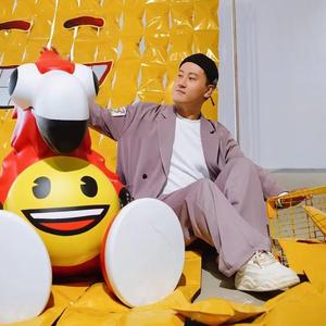 天亮出去玩头像