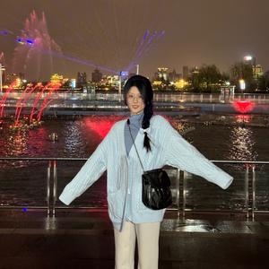 草莓味的树袋熊