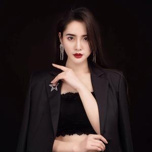 Tina 婷💗头像