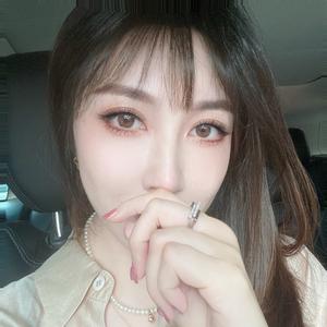 村花老胡头像