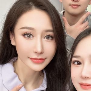 优雅橘子yI头像