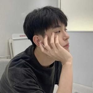 小咸鱼ya头像