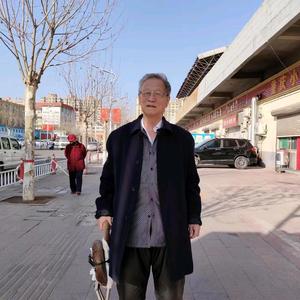 王振兴头像