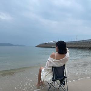 芝芝爱吃玩头像