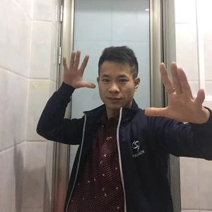烂脚丫特笑哟头像