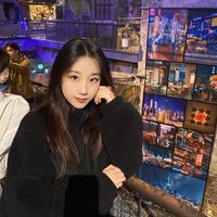 00后女大学生说车头像