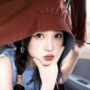 一Esther渝欣头像