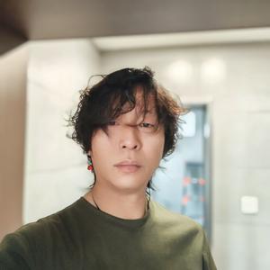 宝叔玩游戏头像