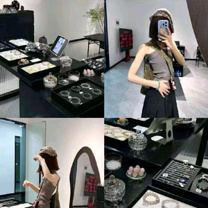 Leontine水晶店主头像