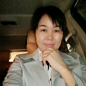 鸿泽影视头像