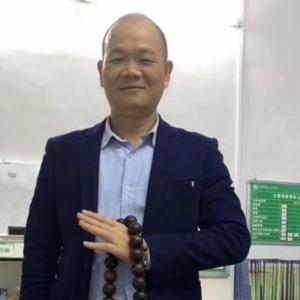 何主任讲百草头像