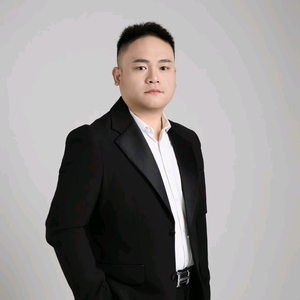 尚层健身小杨哥头像