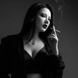 壹王情深搞笑王头像