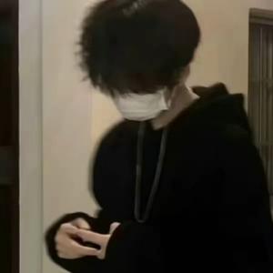 江逸轩 头像