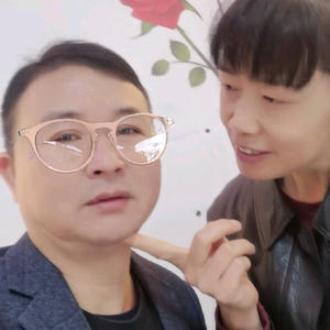 鑫鑫袜业工厂直销头像