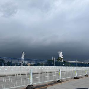 明明（6.29生日庆）头像