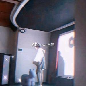 一颗大白谭头像