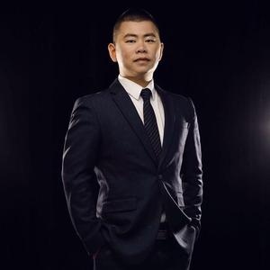 余先生1811头像