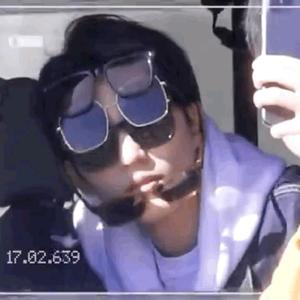 娱乐小精灵头像