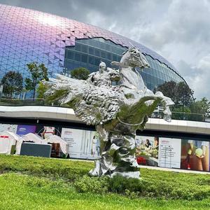 港男摩西（不定时开直播，欢迎来谈天说地）头像