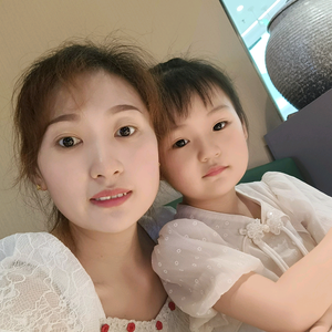 彤彤的麻麻9s7A头像