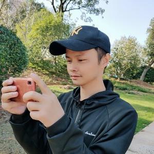 木易洋88头像