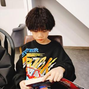 是昊轩呀头像