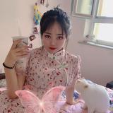 轻食店的男哥吖头像