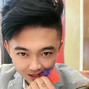 仔仔解说头像