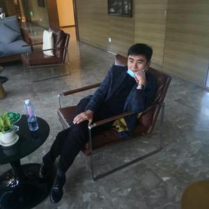 杨成群0r8O头像