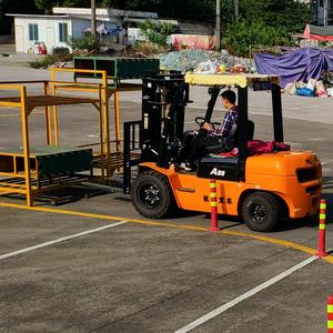 柳州市叉车起重机电工高处作业焊工培训考证头像