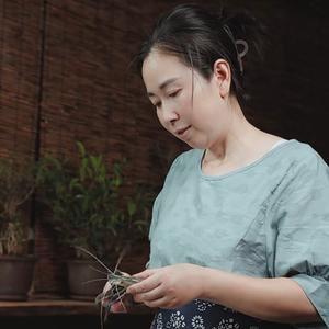 钟敬和丽女头像