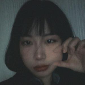 桃粒哥头像