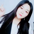 瑜儿9032头像