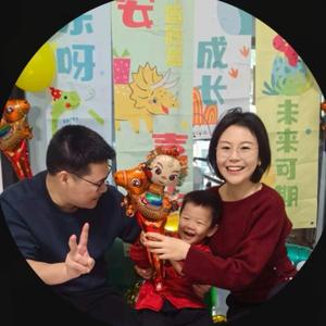 绽放的白玫瑰头像