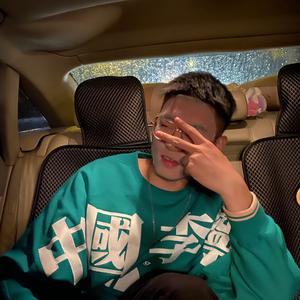李痘痘头像