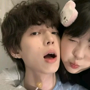 AllenVLOG头像