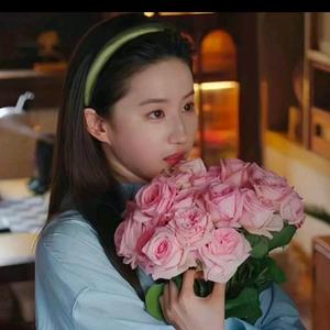 林林Lin头像