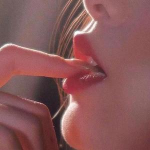 小熊爱交朋友头像