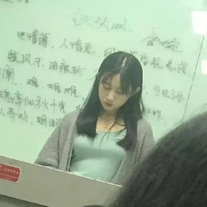 韩婉莹头像