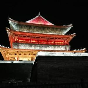 博学圆月Ra头像
