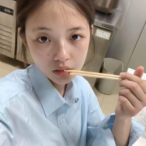 月亮馆🕊️头像