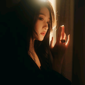 栀子文案头像