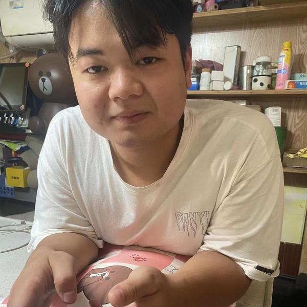 南宁小胖批车头像