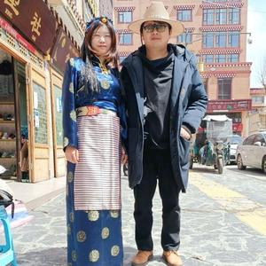 拾捌岢房车环游中国头像