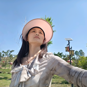 花花•头像