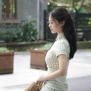 乐瑜儿头像