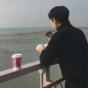 起飞的蛋头像